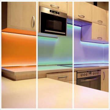 Светодиодная влагозащищенная лента Apeyron 14,4W/m 60LED/m 5050SMD разноцветная 5M 00-75