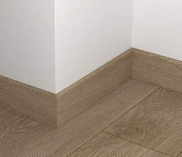 Напольный плинтус Grand Sequoia 11-7 Гевуина