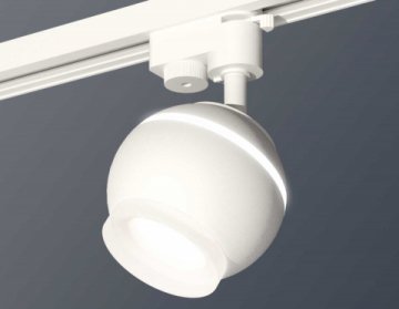 Комплект трекового светильника Ambrella light Track System XT (A2520, C1101, N7165) XT1101071