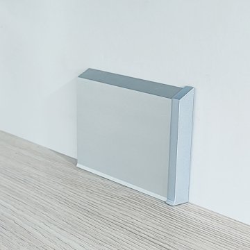 Заглушка для плинтуса BI70 серебро (L+R)