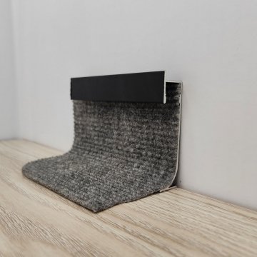 Плинтус Алюминий коннелюрный для ковролина BLL65C Черный МКР 65 мм х 14 мм х 3000 мм