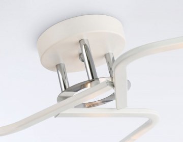 Потолочная люстра Ambrella light Traditional Modern TR303217
