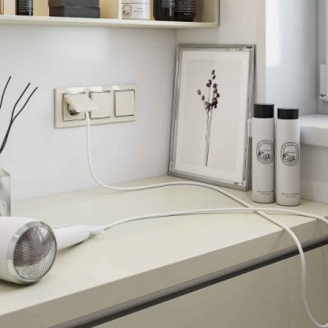 Рамка на 3 поста слоновая кость/хром Werkel W0031903 4690389160837