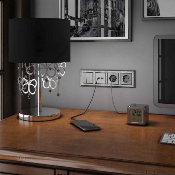 Рамка на 4 поста хром/белый Werkel W0041431 4690389159459