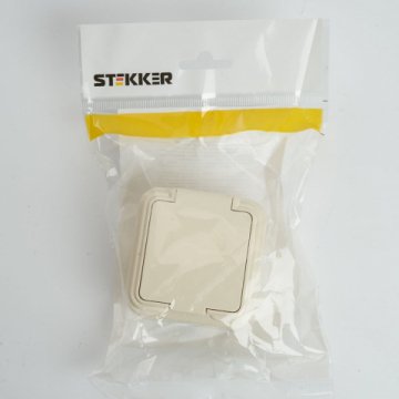 Розетка 2P Stekker Брест с крышкой слоновая кость PST16-20-44 49060