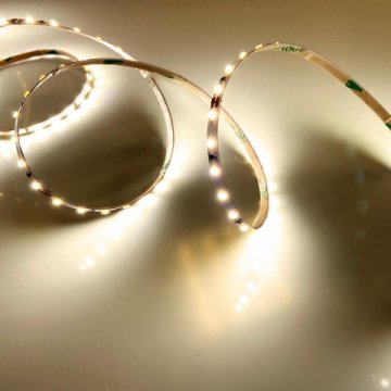 Светодиодная лента Apeyron 5,4W/m 120LED/m теплый белый 5M R00-378