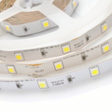 Светодиодная лента Apeyron 7,2W/m 30LED/m 5050SMD холодный белый 5M 10-40