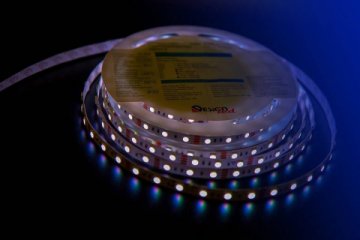 Светодиодная влагозащищенная лента DesignLed 14,4W/m 60LED/m 5050SMD разноцветный 5M 000603