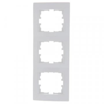 Рамка 3-ая вертикальная Lezard Karina белая 707-0200-153