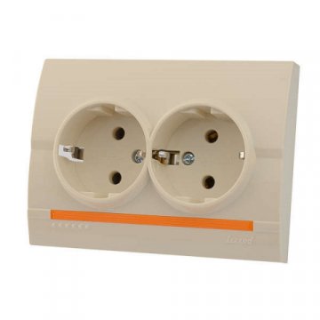 Розетка 2-ая с зазем. Lezard Deriy кремовая 702-0303-127