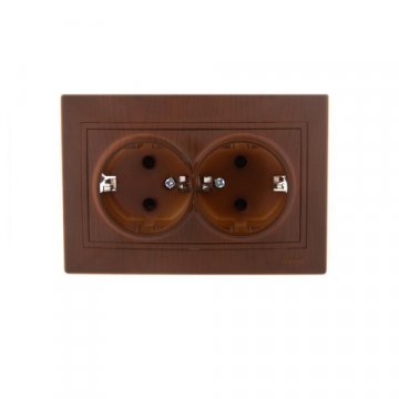 Розетка 2-ая с зазем. Lezard Mira сосна 701-0801-127