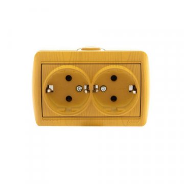 Розетка 2-ая с зазем. Lezard Nata ольха 710-0700-127