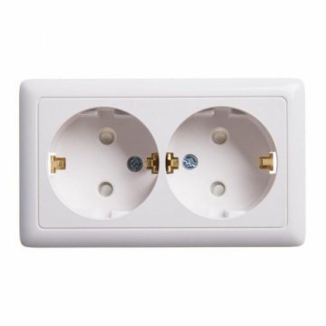 Розетка двойная 2К+З Schneider Electric Хит 16A 250V со шторками белая RA16-239-B