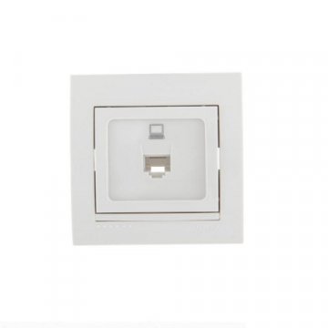 Розетка компьютерная Lezard Deriy белая 702-0202-139