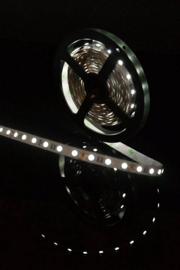 Светодиодная лента SWG 14,4W/m 60LED/m 5050SMD холодный белый 5M 001067