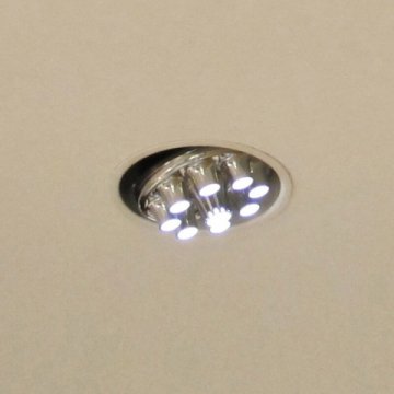 Встраиваемый светодиодный светильник B.lux Vanlux Aktis Directional