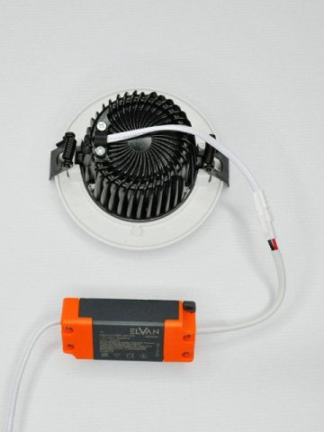 Встраиваемый светодиодный светильник Elvan VLS-006R-7W-WW-Wh