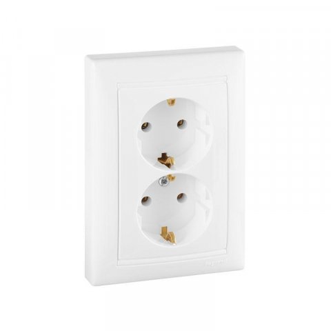 Розетка 2х2К+3 Legrand Valena 16A 250V немецкий стандарт белая 694272